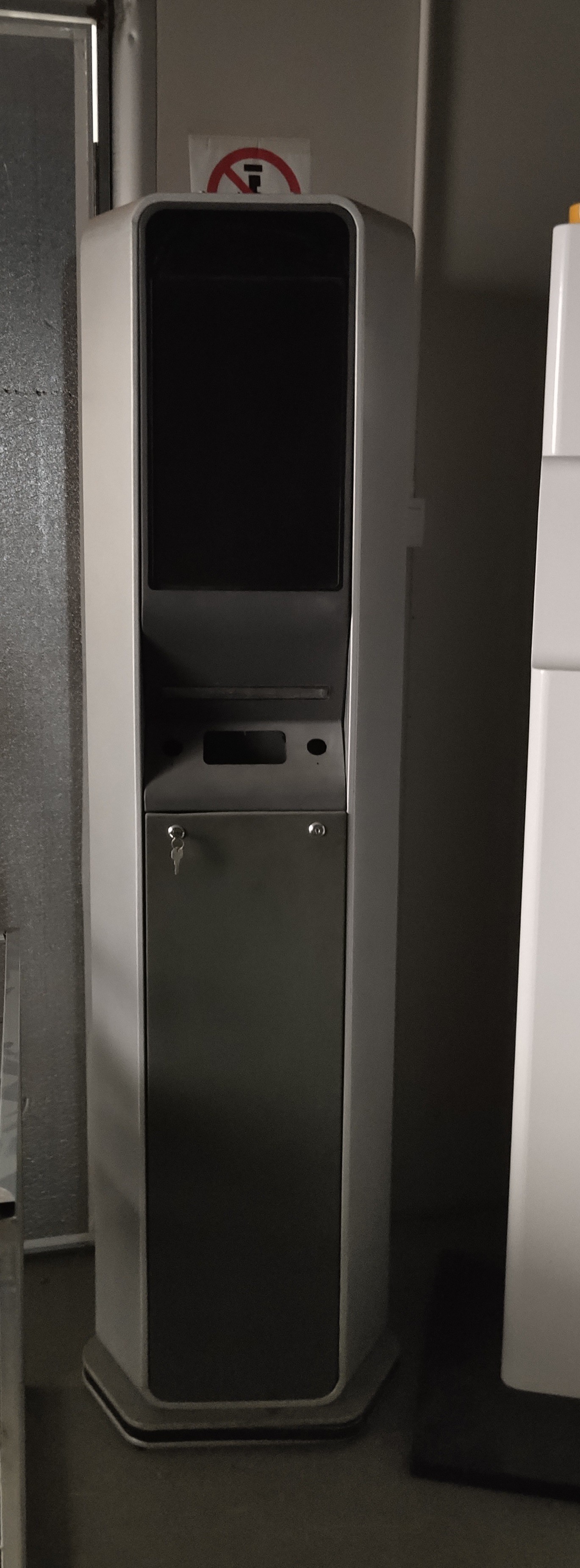 najnowsza sprawa firmy na temat Automat do recyklingu niedopałków cygar