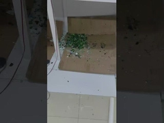 wielojęzyczny system RVM oparty na sztucznej inteligencji do recyklingu plastikowych butelek, puszek i szkła